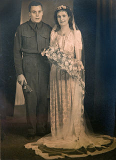 Newly Weds Noel and Helga WW2